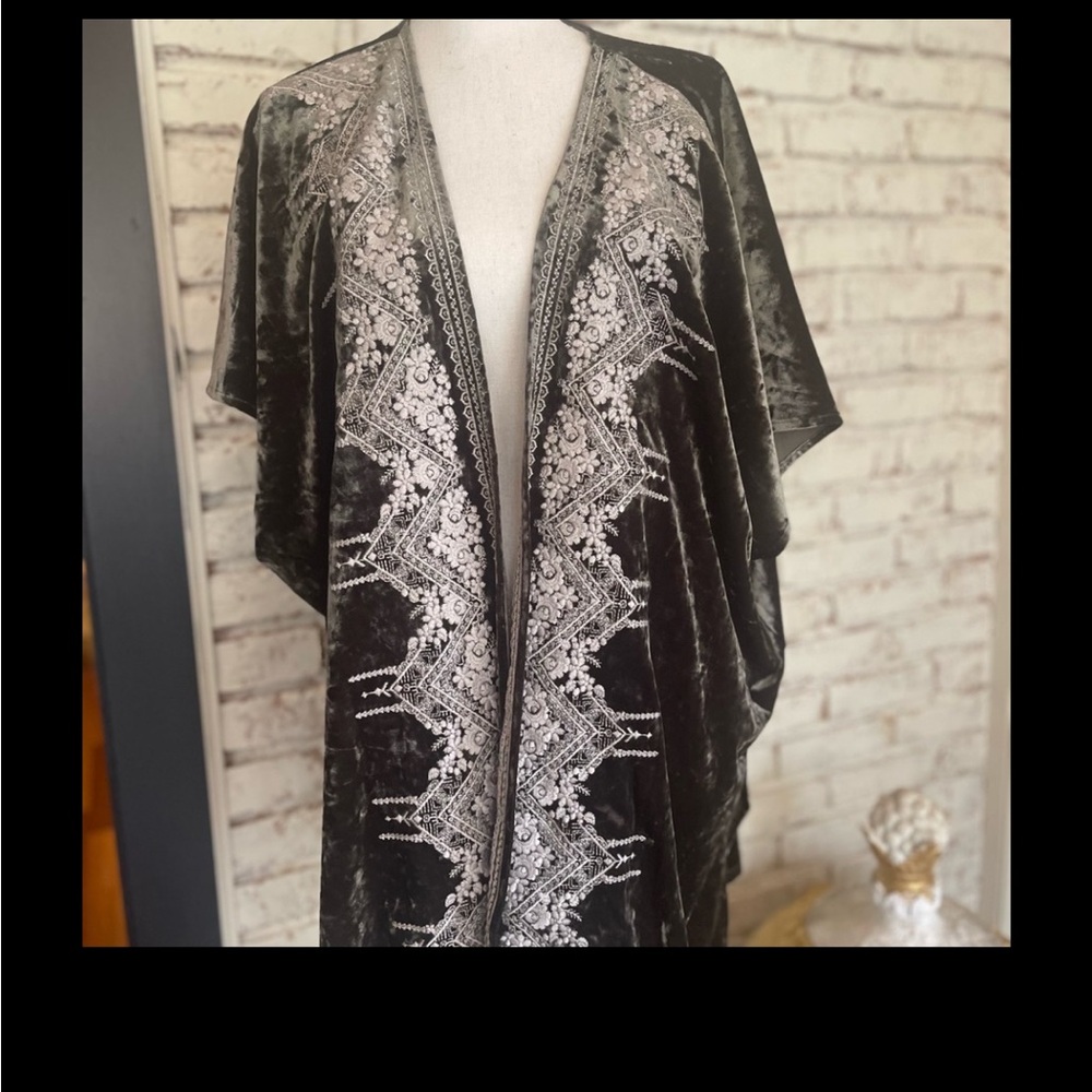Velvet Poncho in Black and Gray